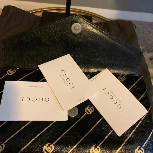 Gucci Double GG Broadway clutch. - Picture 6 of 16